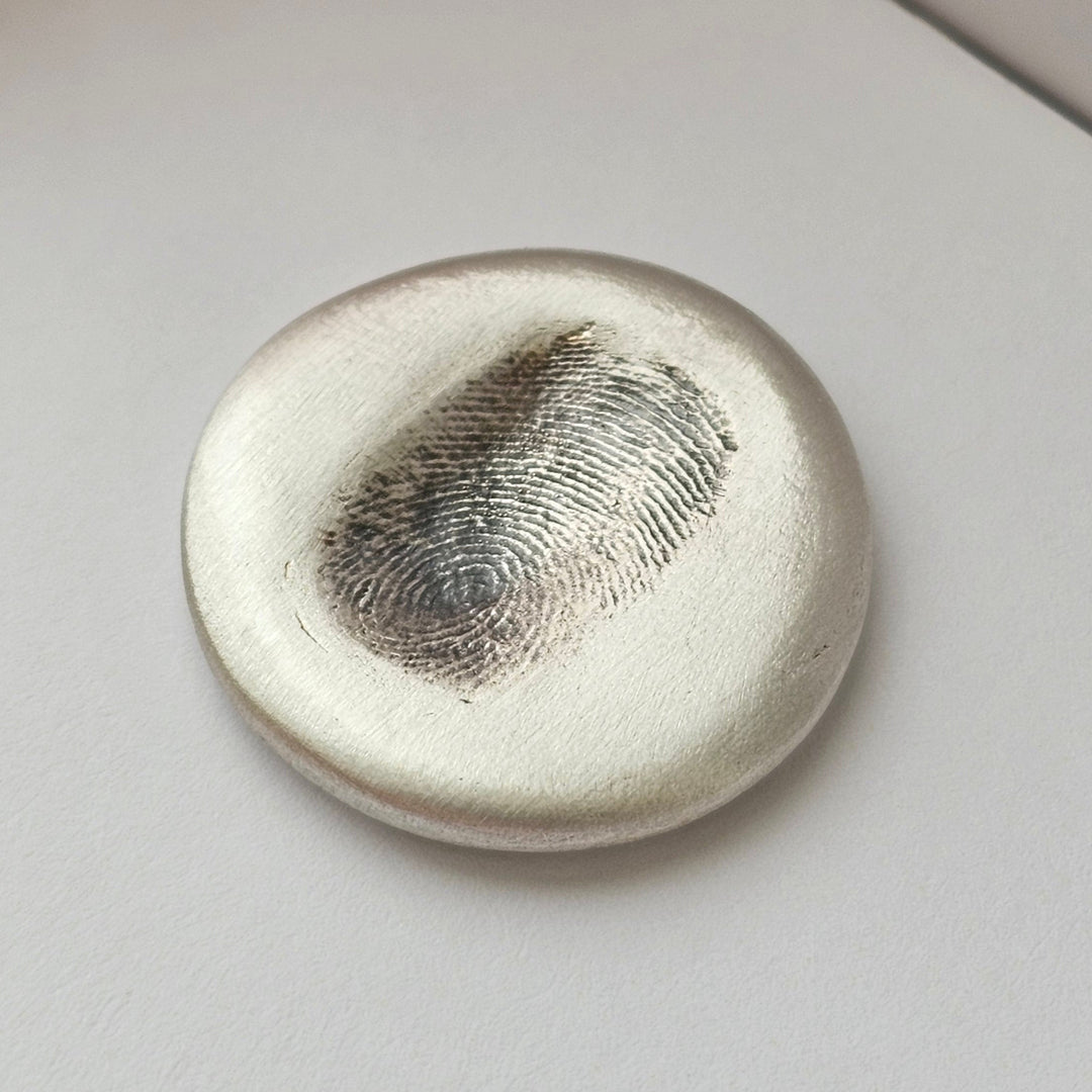 Impression Fingerprint Pebble